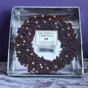 Bath & Body Works White Barn Centerpiece Wreath